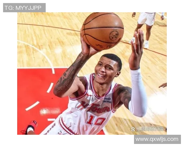 2020年火箭队与国王队精彩对决全场比赛录像回放分析