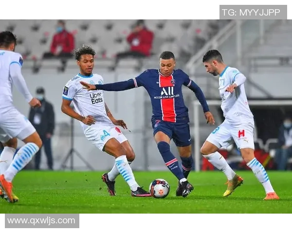 卡昂与兰斯历史交锋回顾及战绩分析揭示两队竞争态势